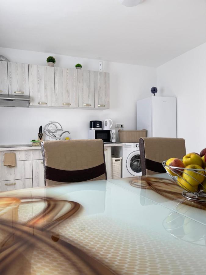 Apartament Bymandu Corbu  Zewnętrze zdjęcie